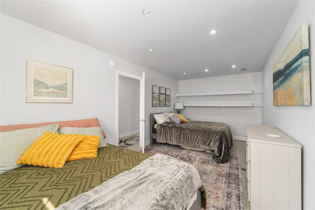 For Sale: $3,250,000 (3 beds, 3 baths, 2840 Square Feet)