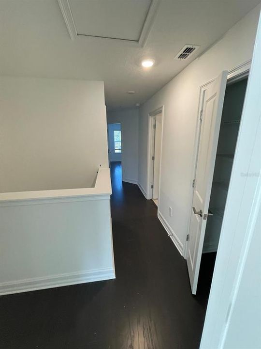 出租: $2,800 (4 贝兹, 3 浴室, 2410 平方英尺)