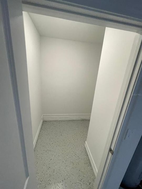 出租: $2,800 (4 贝兹, 3 浴室, 2410 平方英尺)