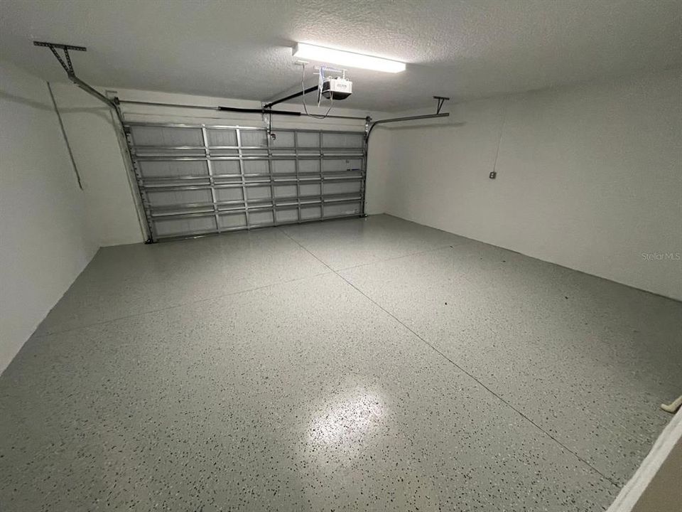 出租: $2,800 (4 贝兹, 3 浴室, 2410 平方英尺)