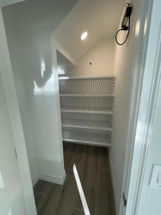 出租: $2,800 (4 贝兹, 3 浴室, 2410 平方英尺)