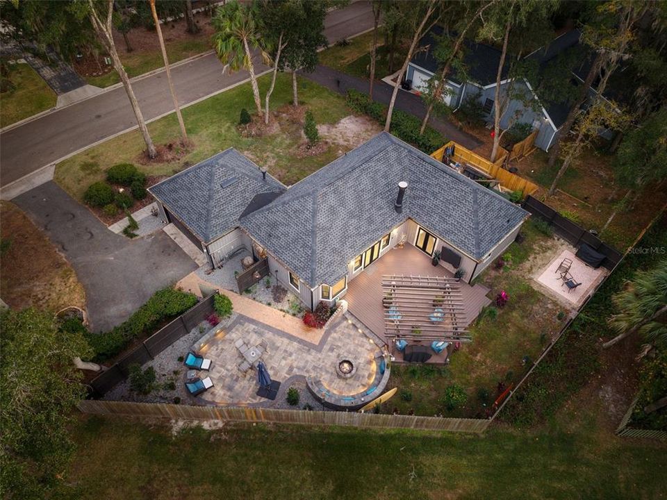 Activo con contrato: $429,900 (3 camas, 2 baños, 1506 Pies cuadrados)