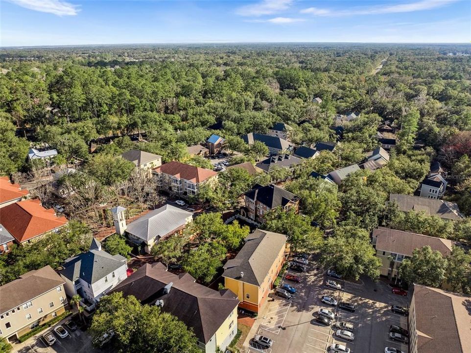 Activo con contrato: $429,900 (3 camas, 2 baños, 1506 Pies cuadrados)