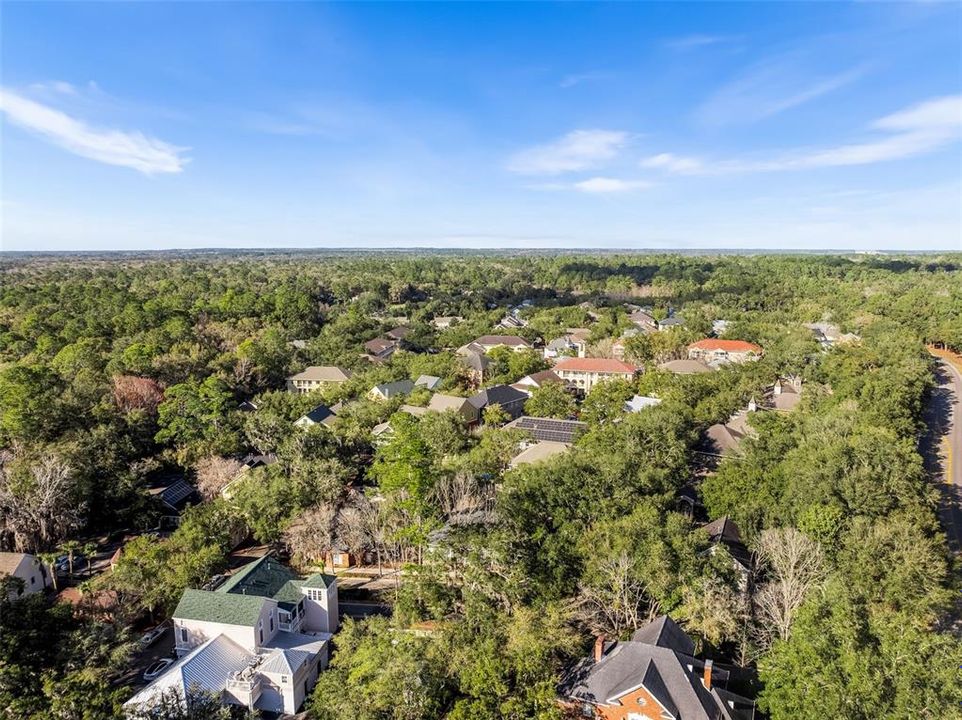 Activo con contrato: $429,900 (3 camas, 2 baños, 1506 Pies cuadrados)