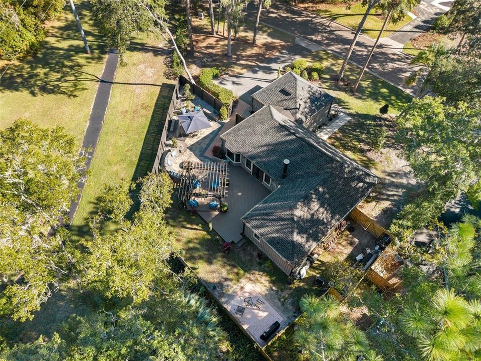 Activo con contrato: $429,900 (3 camas, 2 baños, 1506 Pies cuadrados)