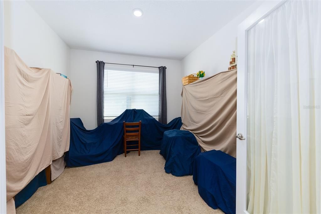 出租: $2,000 (2 贝兹, 2 浴室, 1815 平方英尺)