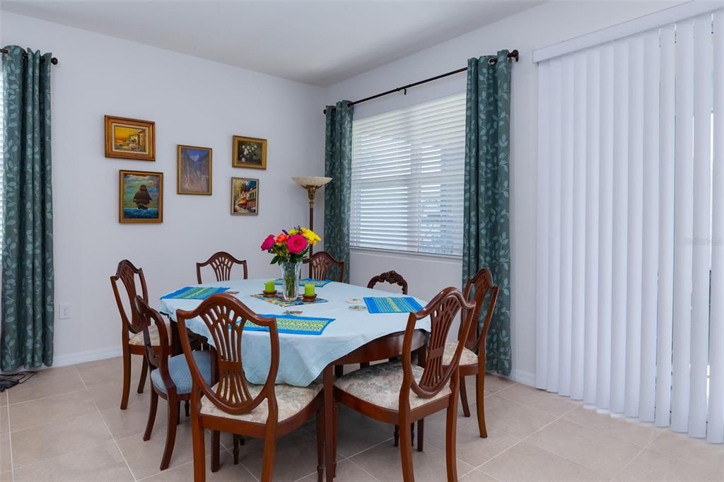 出租: $2,000 (2 贝兹, 2 浴室, 1815 平方英尺)