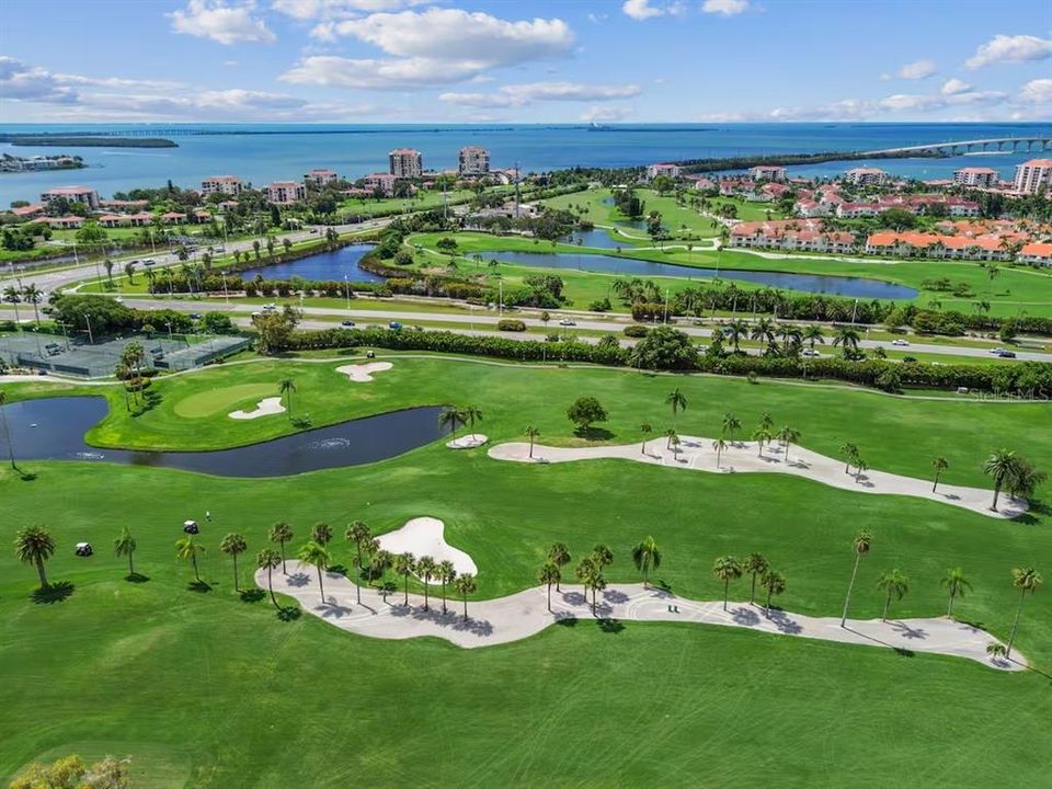 В аренду: $3,500 (2 спален, 2 ванн, 890 Квадратных фут)