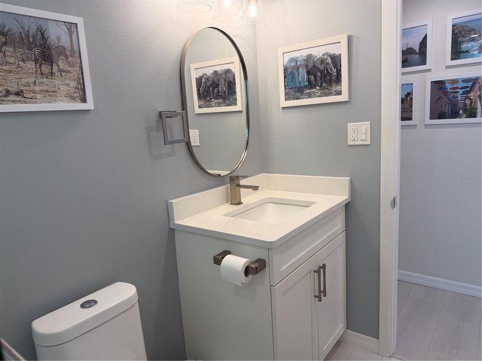 For Sale: $749,000 (2 beds, 2 baths, 1316 Square Feet)