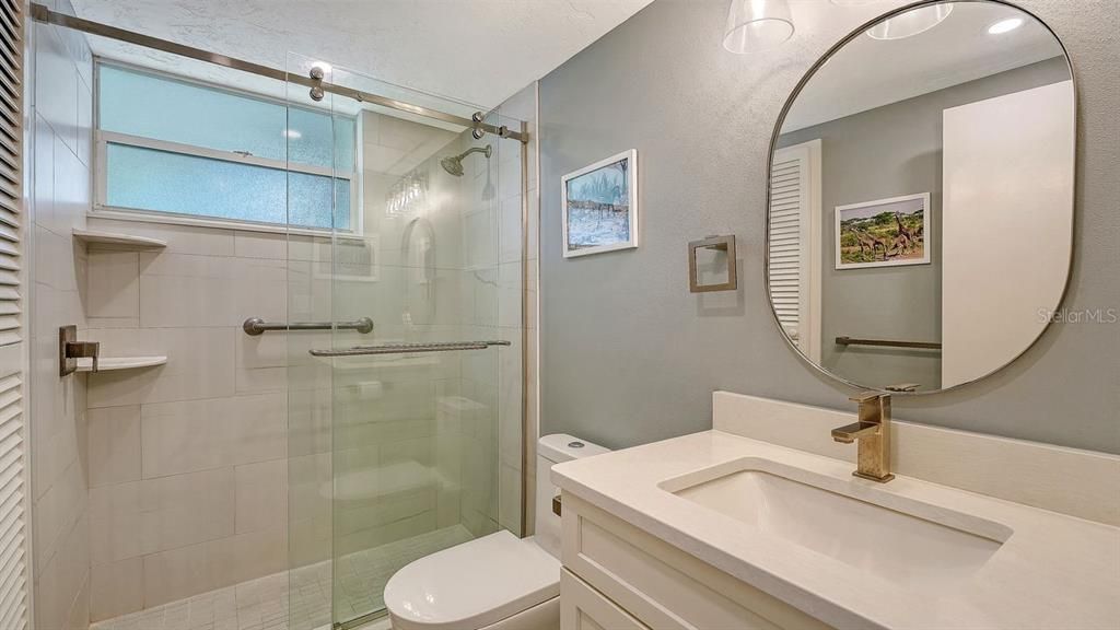 For Sale: $749,000 (2 beds, 2 baths, 1316 Square Feet)