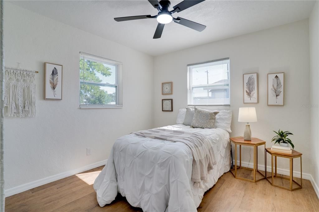 For Sale: $259,000 (2 beds, 1 baths, 768 Square Feet)