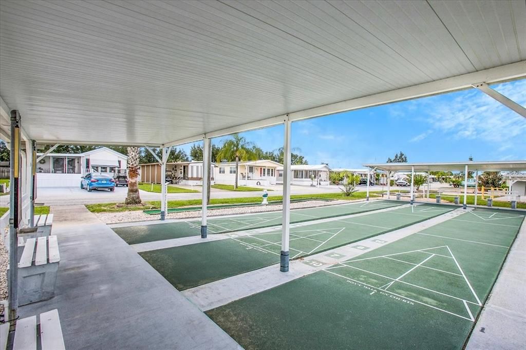 For Sale: $115,000 (1 beds, 1 baths, 824 Square Feet)