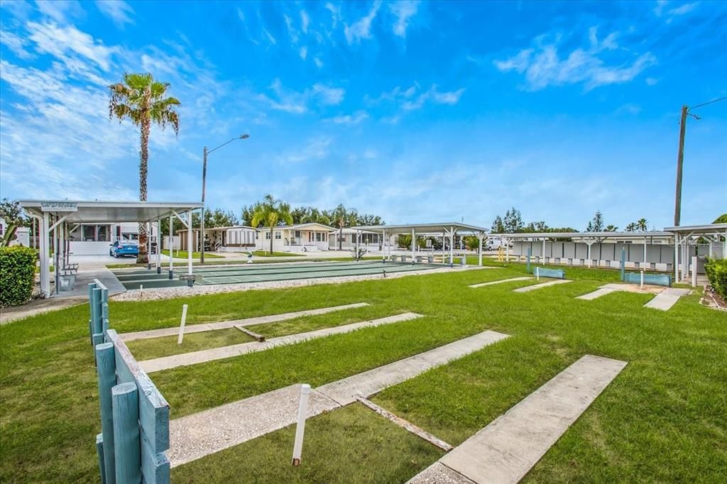 For Sale: $115,000 (1 beds, 1 baths, 824 Square Feet)