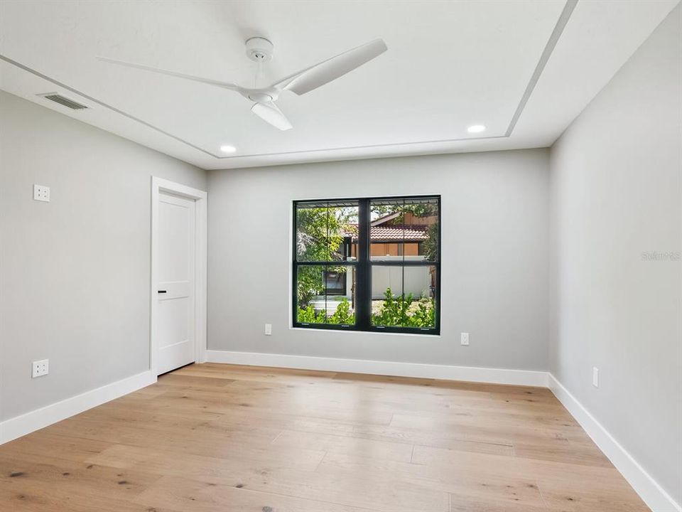 For Sale: $2,299,900 (5 beds, 3 baths, 3236 Square Feet)