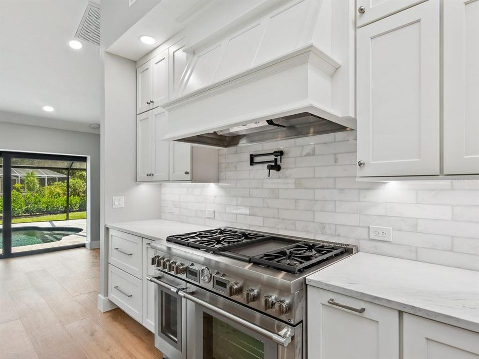 For Sale: $2,299,900 (5 beds, 3 baths, 3236 Square Feet)