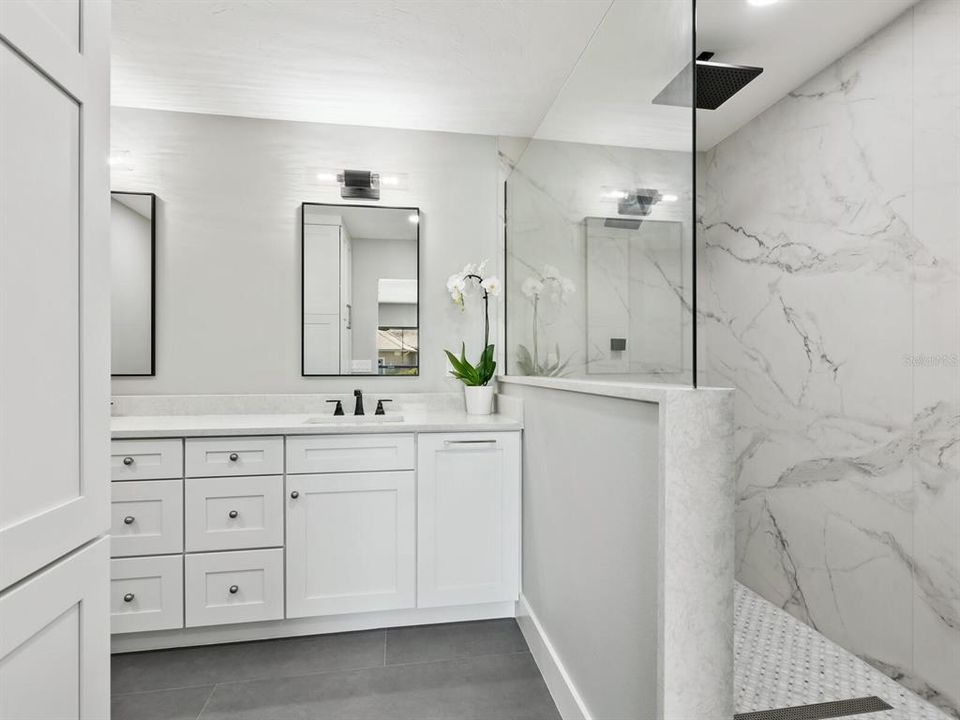 For Sale: $2,299,900 (5 beds, 3 baths, 3236 Square Feet)