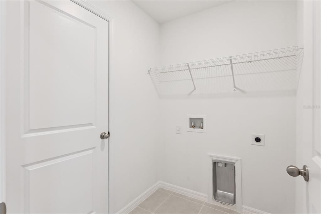 For Sale: $279,805 (3 beds, 2 baths, 1657 Square Feet)