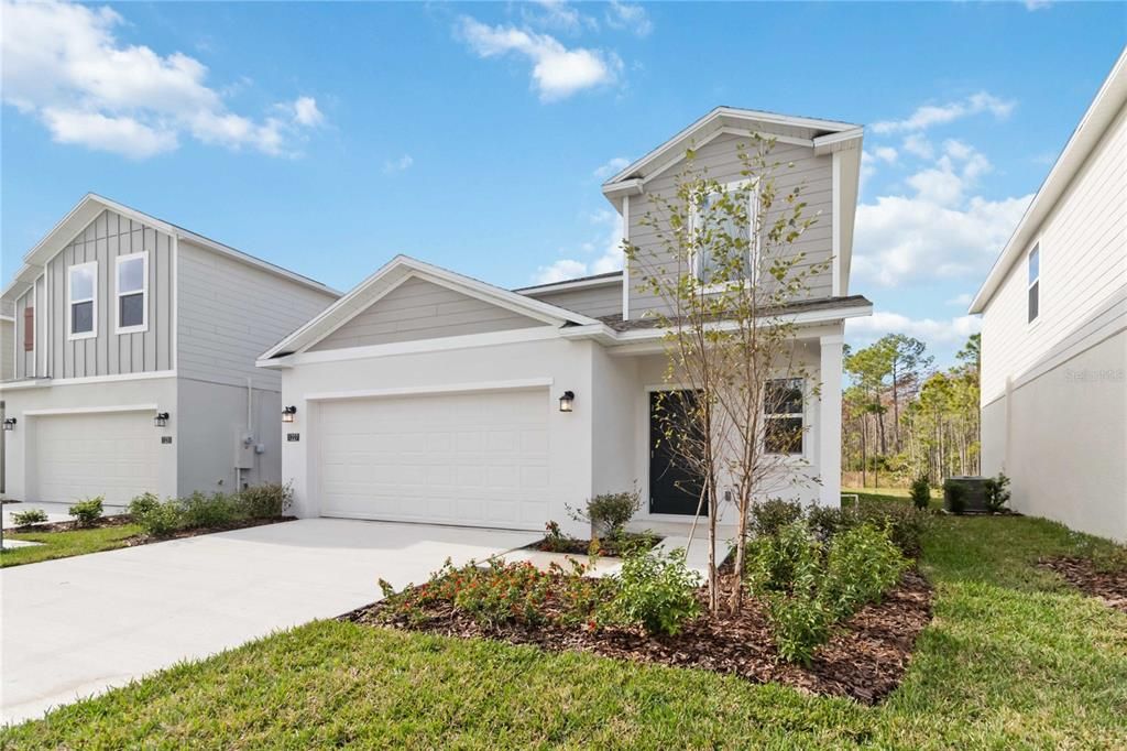 For Rent: $2,700 (5 beds, 2 baths, 2389 Square Feet)