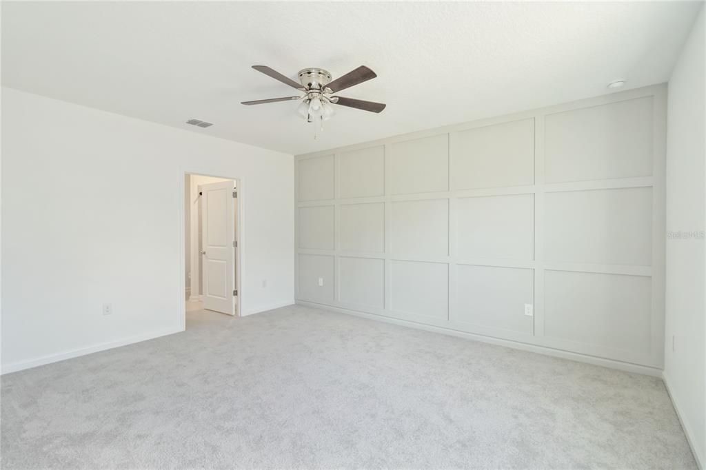 For Rent: $2,700 (5 beds, 2 baths, 2389 Square Feet)