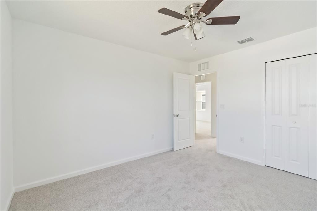 For Rent: $2,700 (5 beds, 2 baths, 2389 Square Feet)