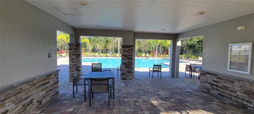 For Rent: $2,700 (5 beds, 2 baths, 2389 Square Feet)