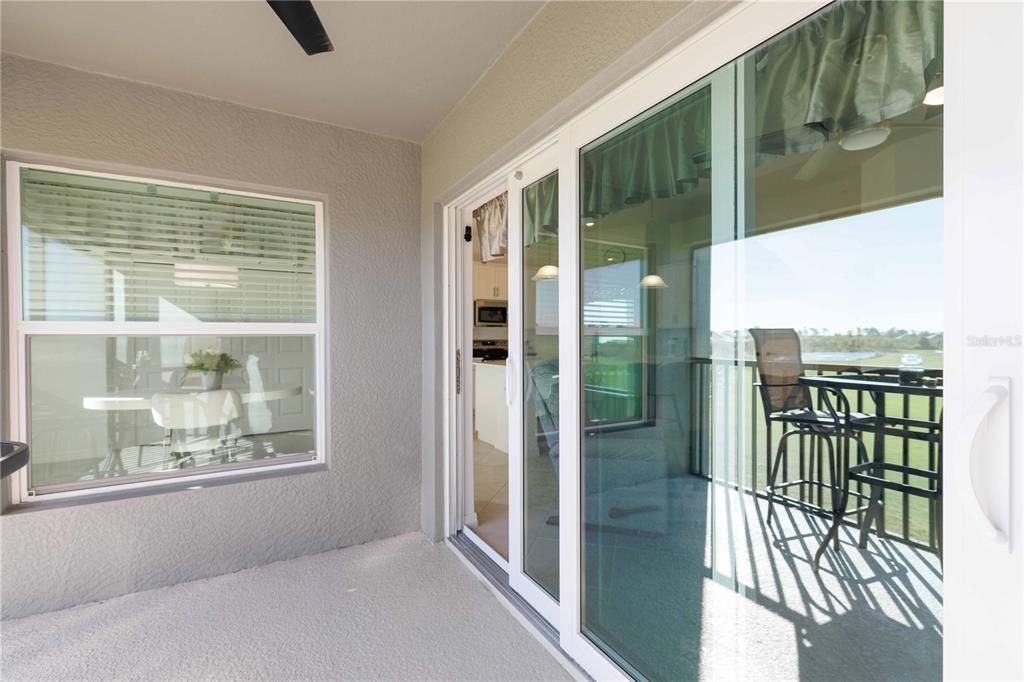 待售: $399,999 (2 贝兹, 2 浴室, 1366 平方英尺)