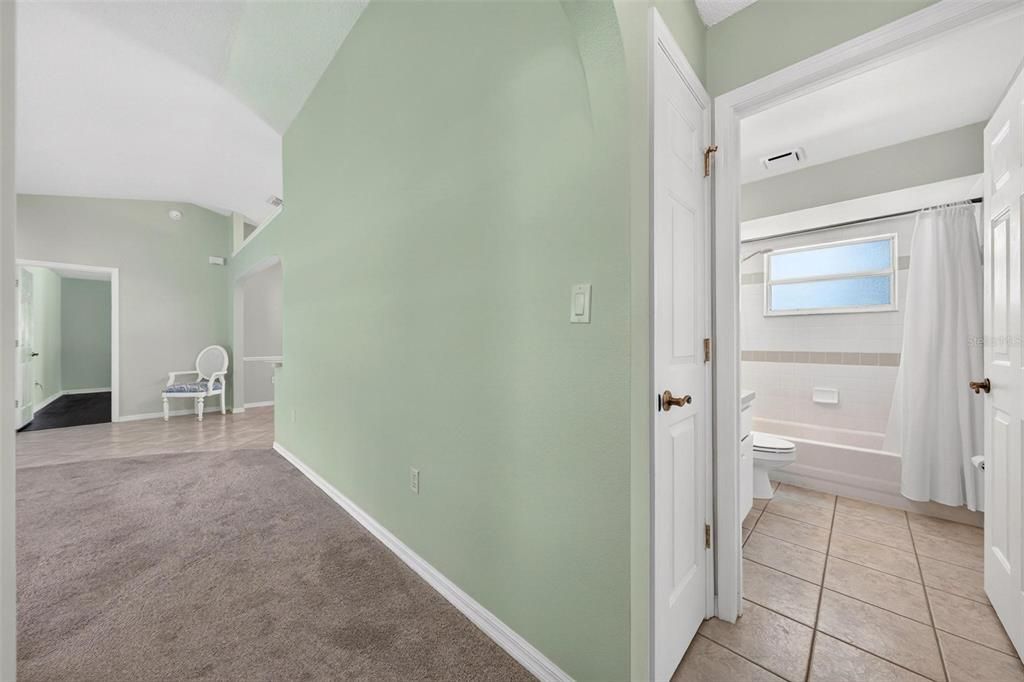 For Sale: $350,000 (3 beds, 2 baths, 1601 Square Feet)