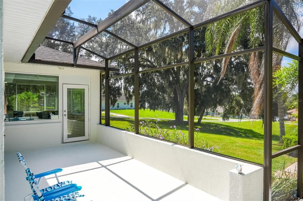 For Sale: $350,000 (3 beds, 2 baths, 1601 Square Feet)