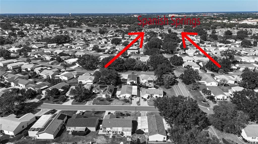 合同活跃: $269,900 (2 贝兹, 2 浴室, 1558 平方英尺)