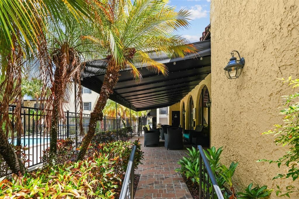 На продажу: $240,000 (2 спален, 2 ванн, 970 Квадратных фут)