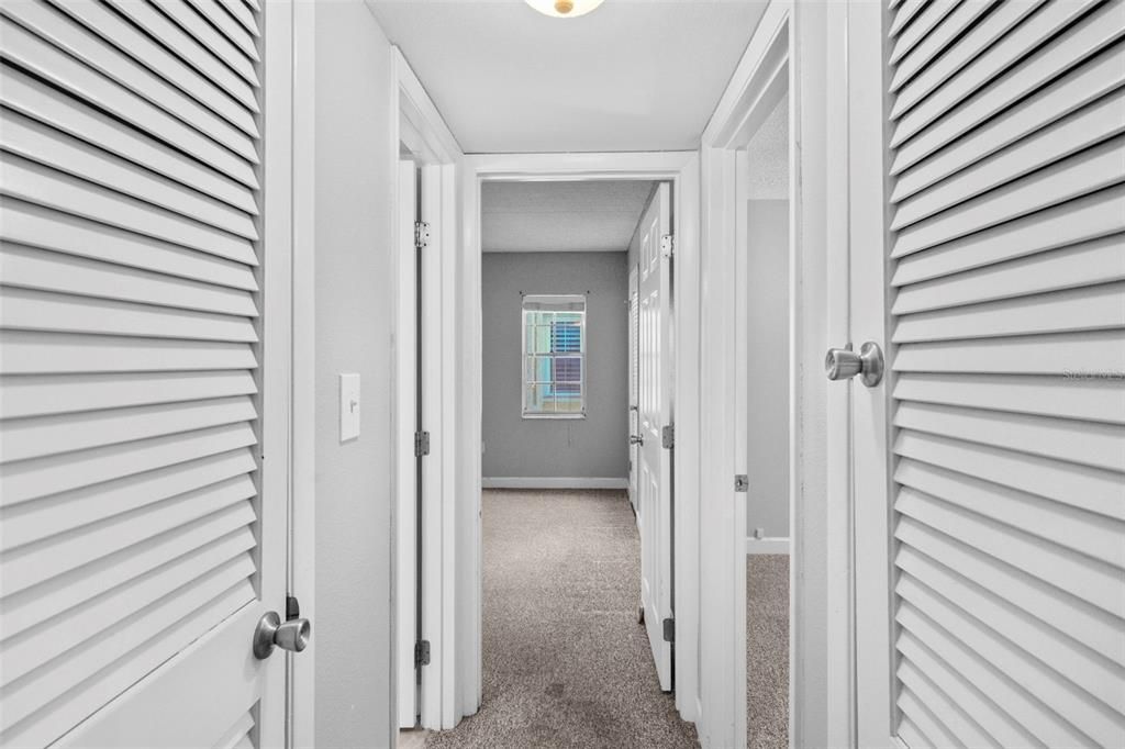 На продажу: $240,000 (2 спален, 2 ванн, 970 Квадратных фут)