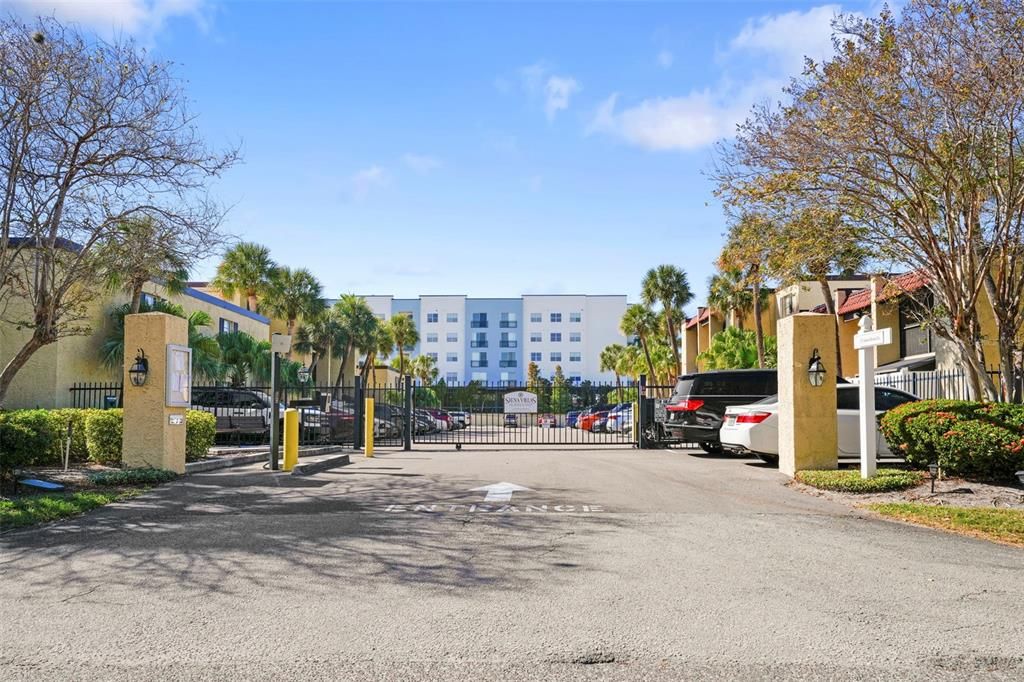 На продажу: $240,000 (2 спален, 2 ванн, 970 Квадратных фут)