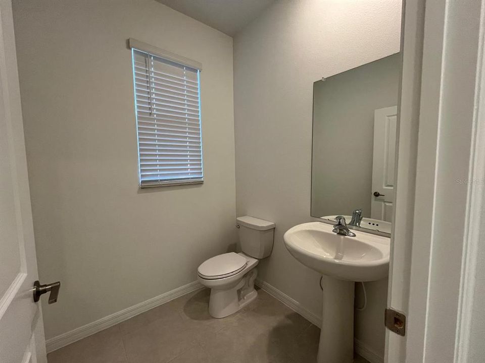 В аренду: $2,200 (3 спален, 2 ванн, 1787 Квадратных фут)