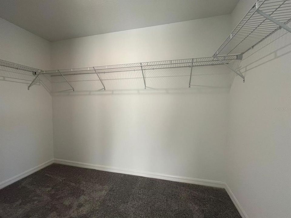 В аренду: $2,200 (3 спален, 2 ванн, 1787 Квадратных фут)