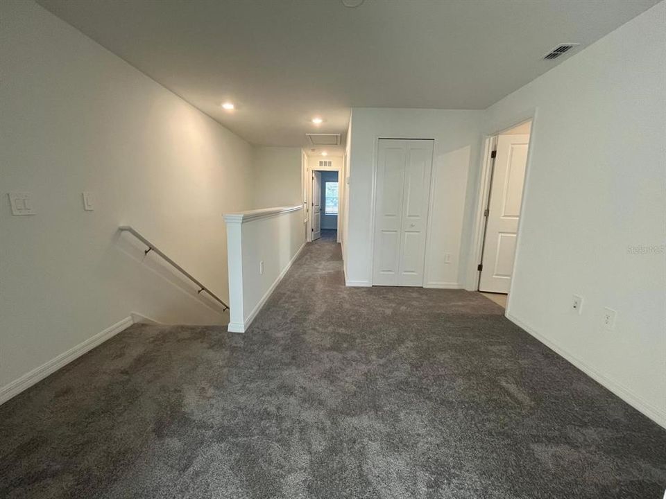 В аренду: $2,200 (3 спален, 2 ванн, 1787 Квадратных фут)