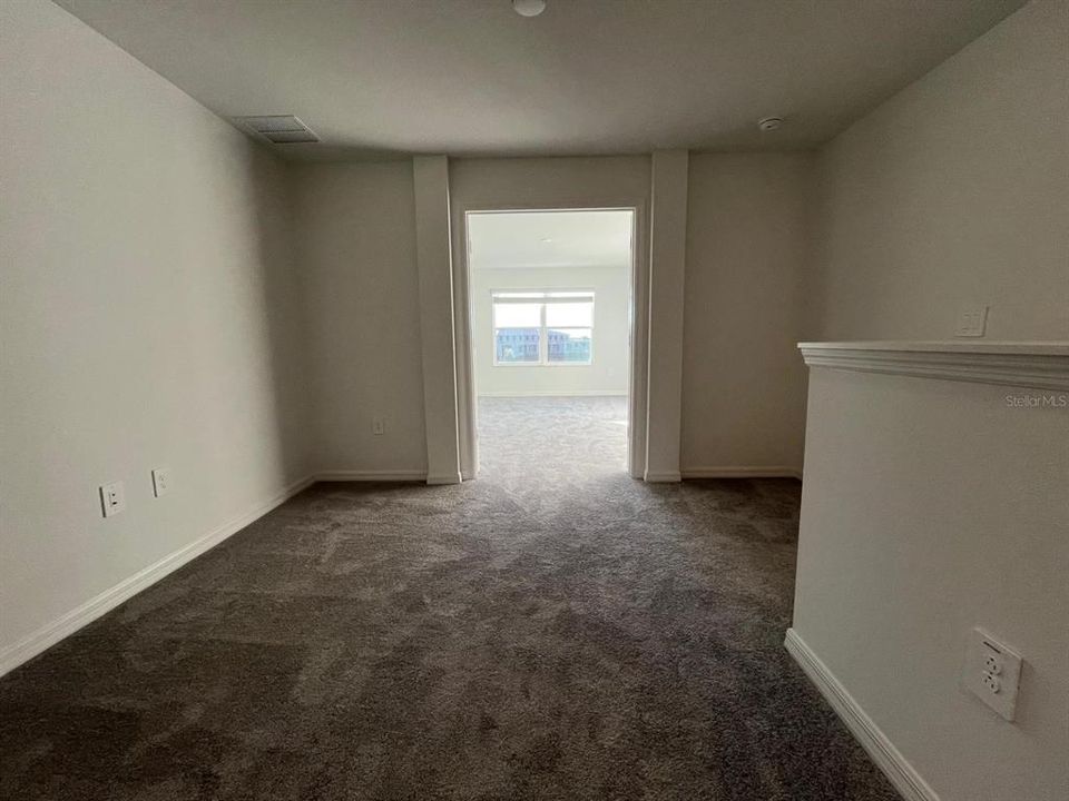 В аренду: $2,200 (3 спален, 2 ванн, 1787 Квадратных фут)