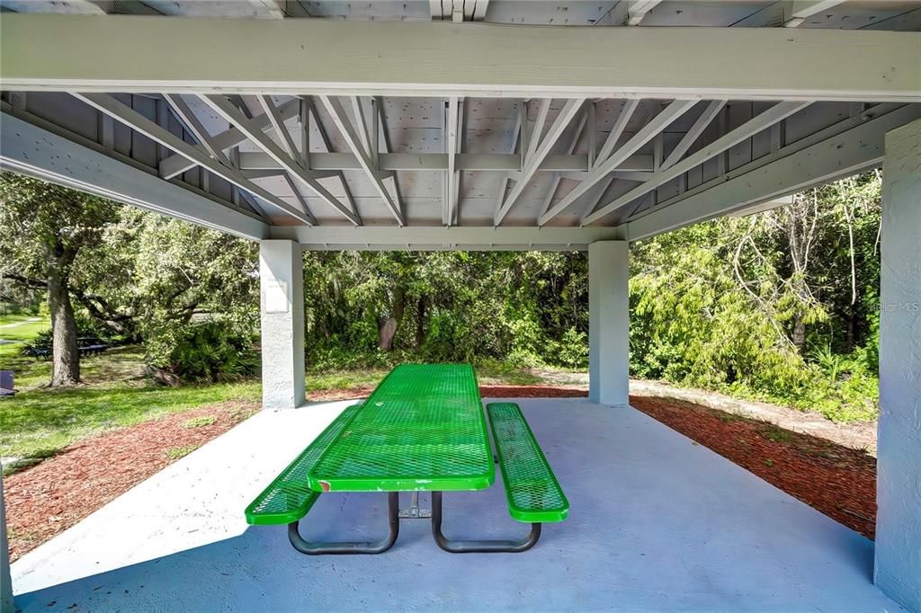 En Venta: $95,000 (1.21 acres)