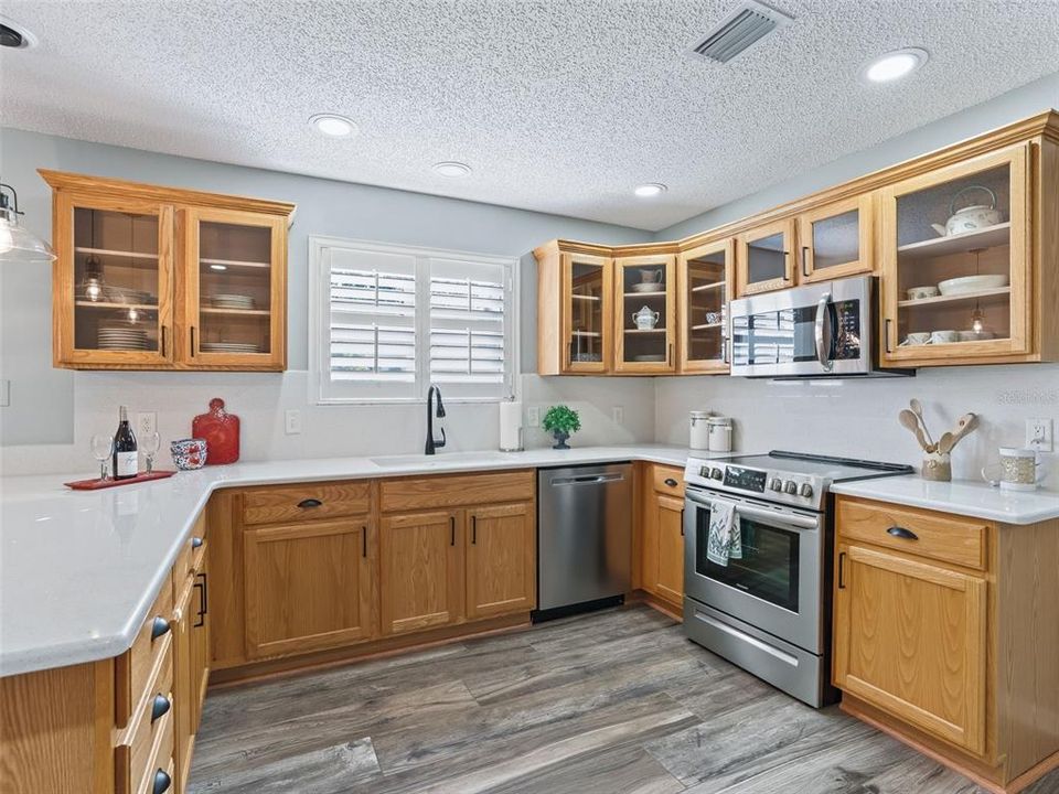 待售: $400,000 (3 贝兹, 2 浴室, 2000 平方英尺)