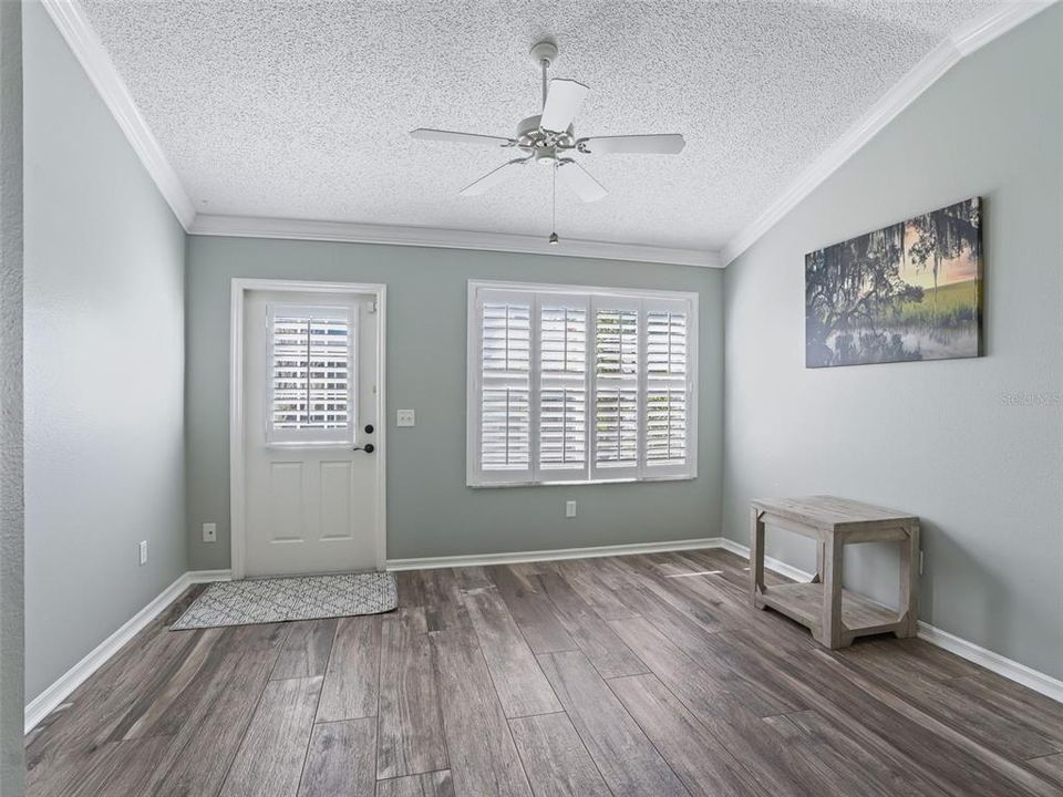 待售: $400,000 (3 贝兹, 2 浴室, 2000 平方英尺)