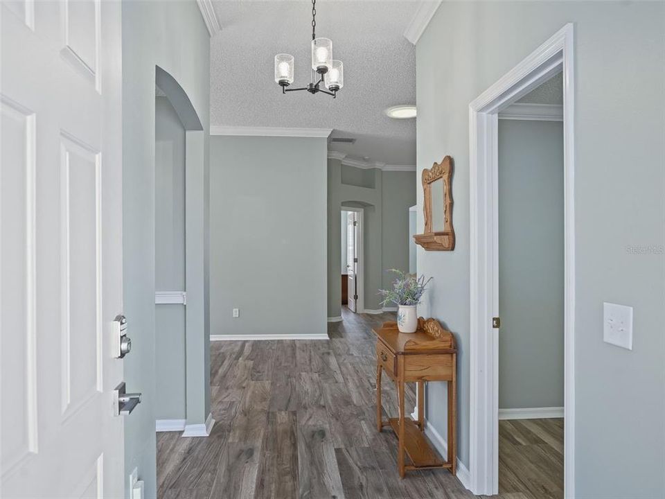 待售: $400,000 (3 贝兹, 2 浴室, 2000 平方英尺)