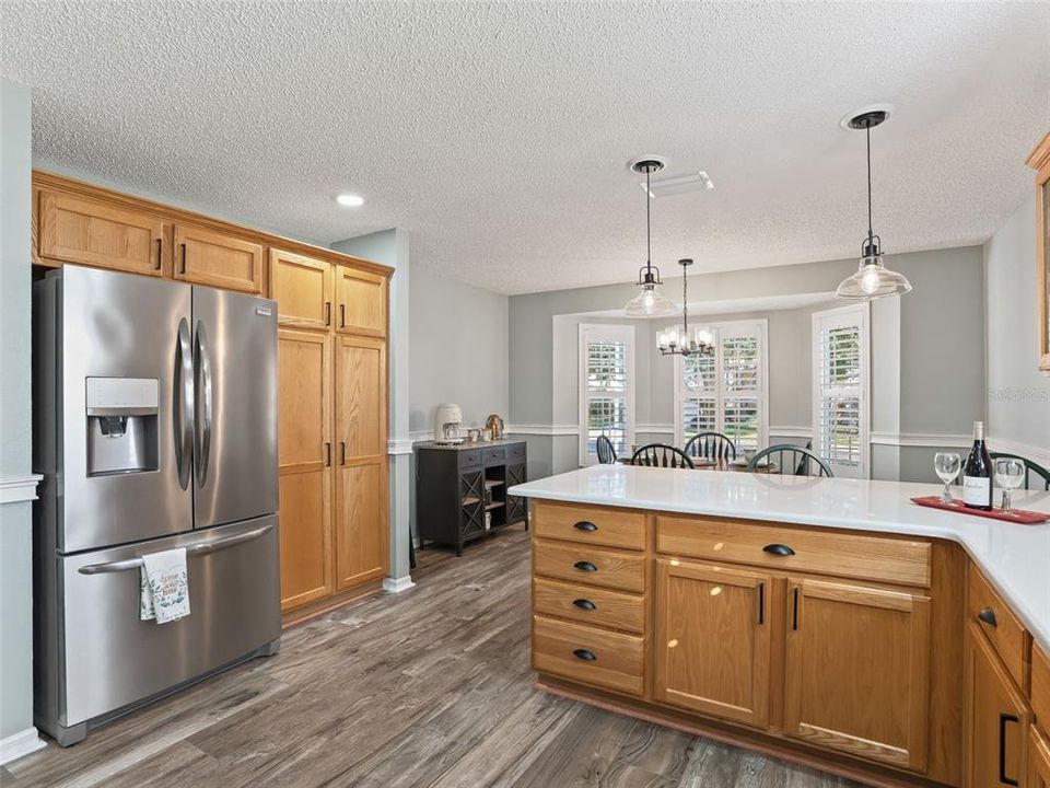 待售: $400,000 (3 贝兹, 2 浴室, 2000 平方英尺)