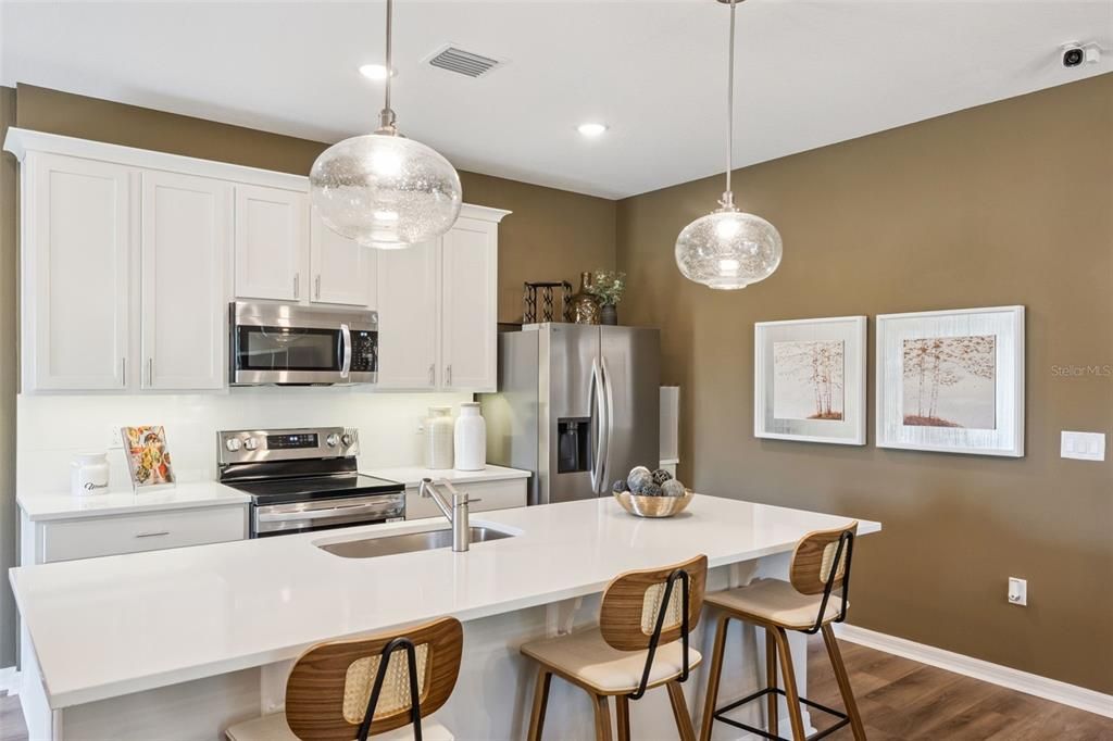 For Sale: $299,265 (3 beds, 2 baths, 1677 Square Feet)