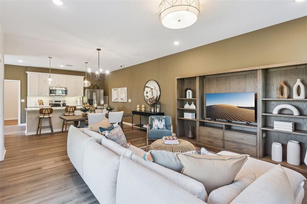 For Sale: $299,265 (3 beds, 2 baths, 1677 Square Feet)