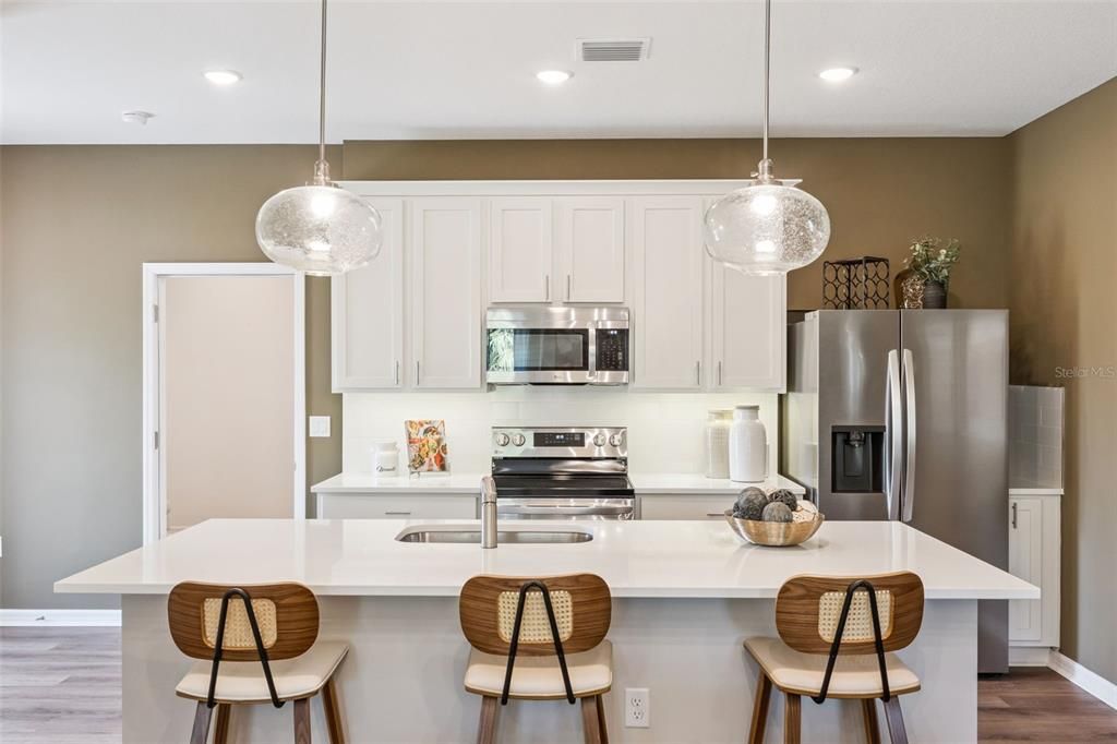 For Sale: $299,265 (3 beds, 2 baths, 1677 Square Feet)