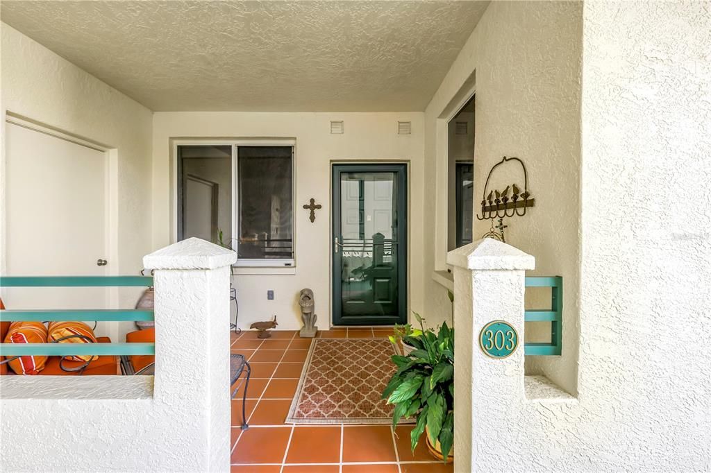 For Rent: $3,900 (2 beds, 2 baths, 1660 Square Feet)