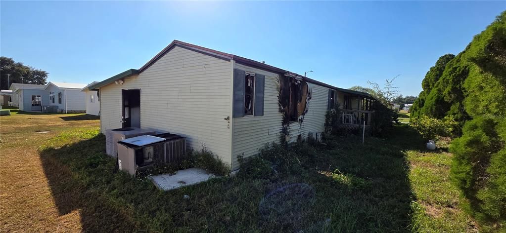 For Sale: $69,500 (2 beds, 2 baths, 869 Square Feet)