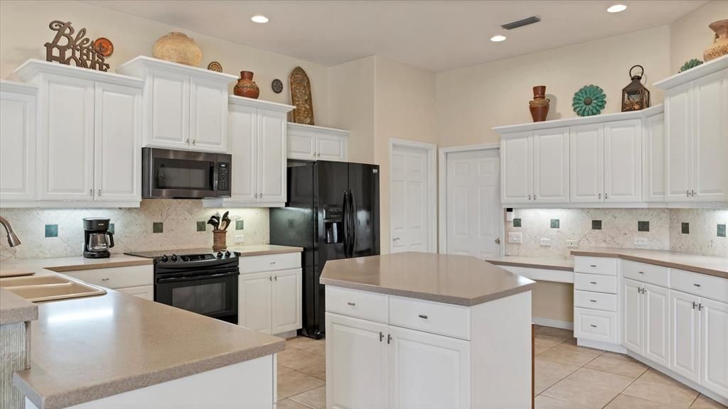 待售: $1,250,000 (4 贝兹, 3 浴室, 3544 平方英尺)