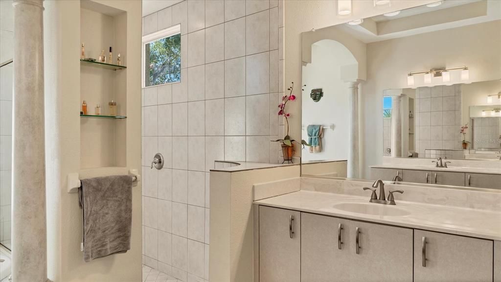 待售: $1,250,000 (4 贝兹, 3 浴室, 3544 平方英尺)