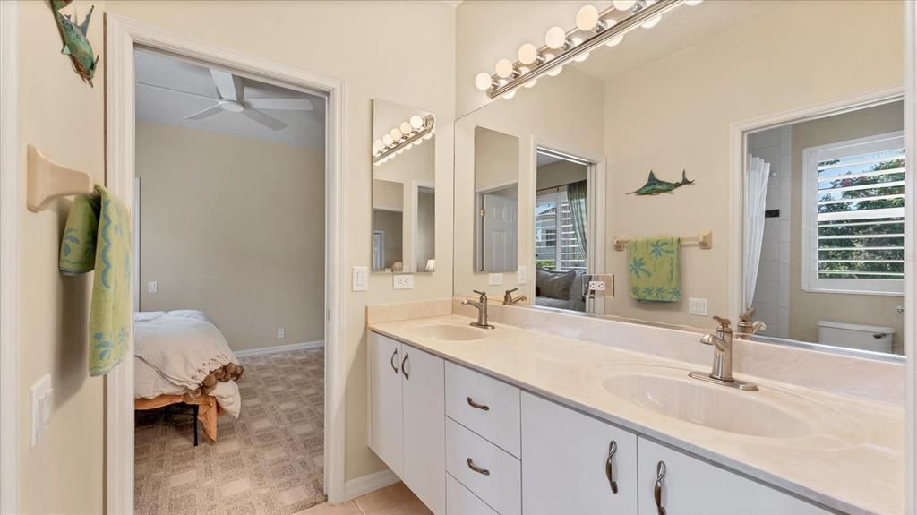 待售: $1,250,000 (4 贝兹, 3 浴室, 3544 平方英尺)