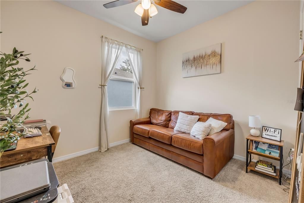 For Sale: $375,000 (3 beds, 2 baths, 1690 Square Feet)